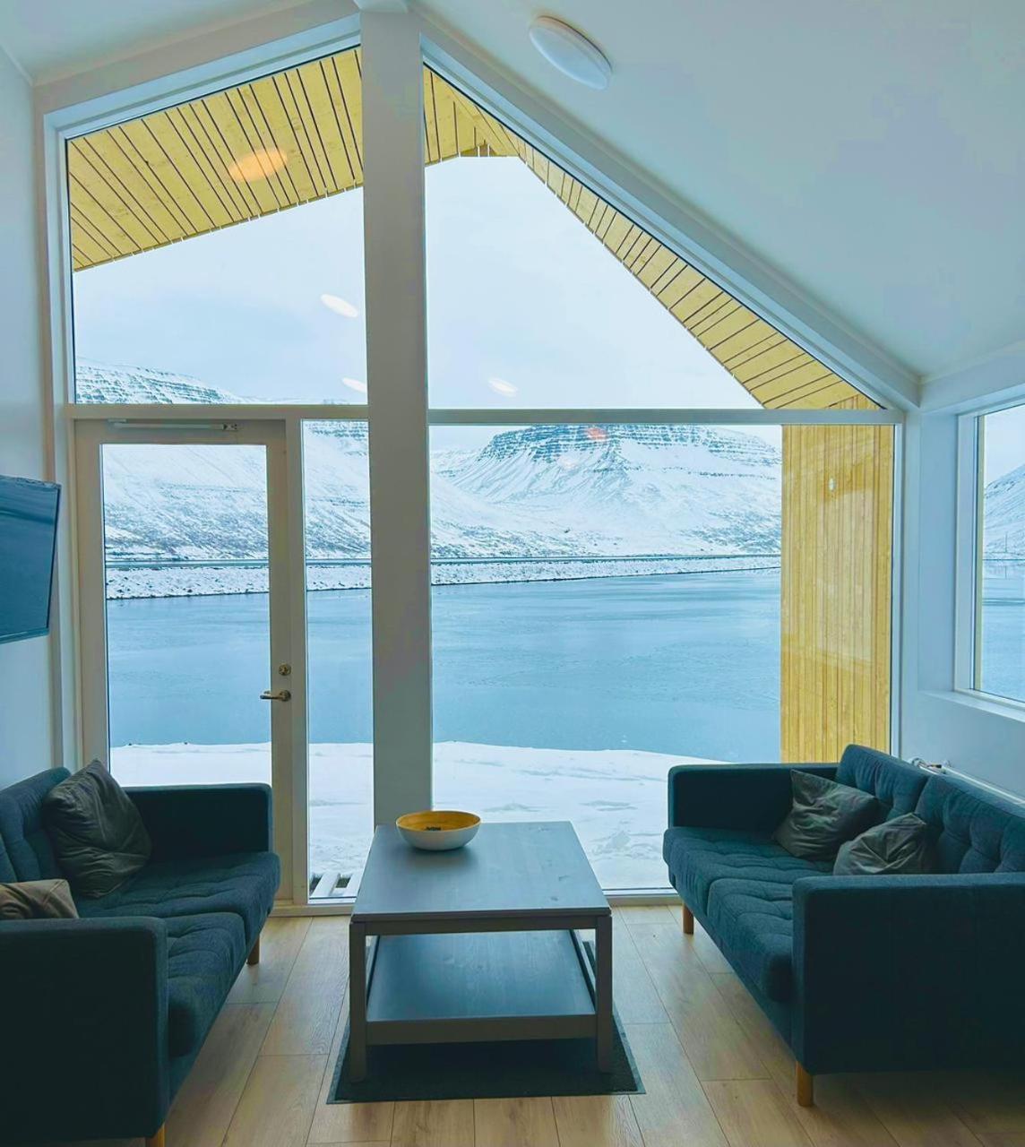 Fisk Club Cottages - Captain'S House Sudureyri Eksteriør billede