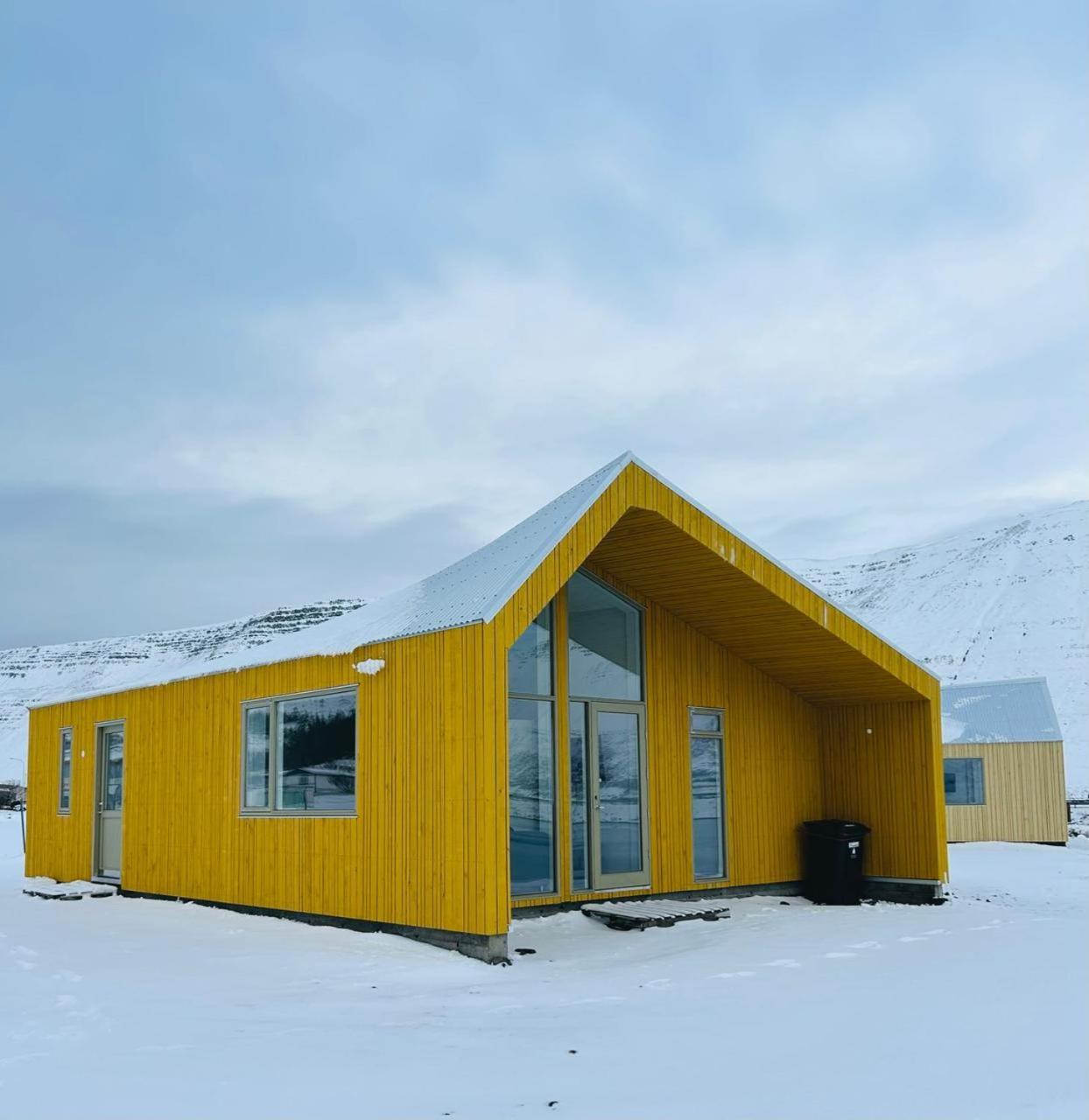 Fisk Club Cottages - Captain'S House Sudureyri Eksteriør billede